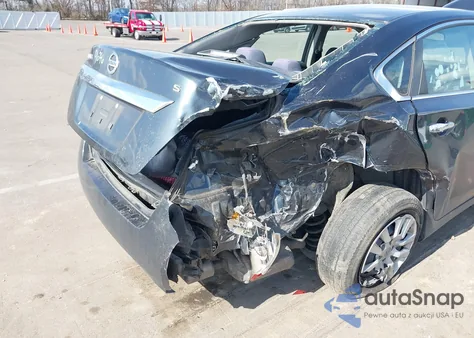 2015 Nissan Altima 2.5/2.5 S/2.5 Sl/2.5 Sv z USA, uszkodzony, nr VIN 1N4AL3AP7FN330230